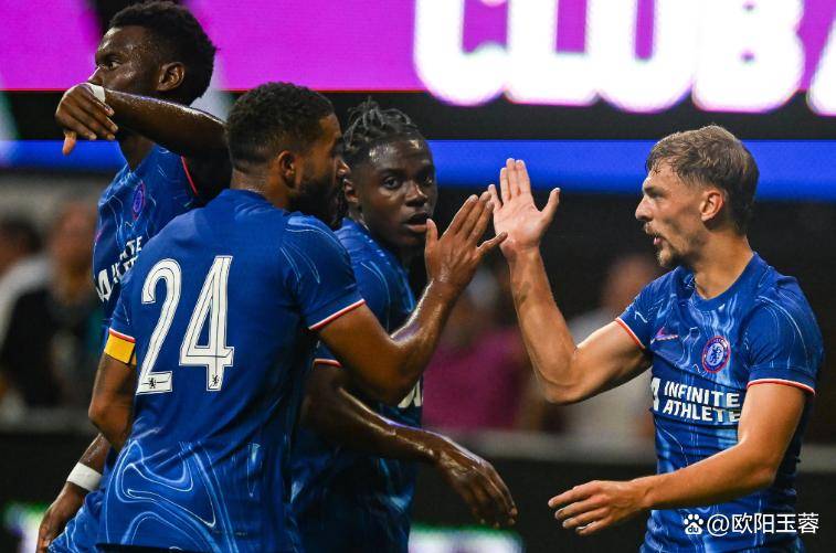 专家预测英超,利物浦输富勒姆,切尔西战胜曼城,曼联战胜利兹